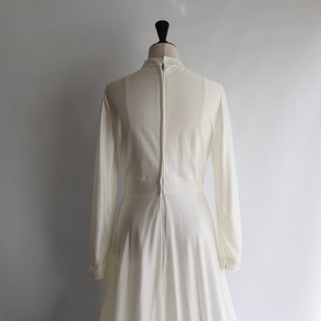 【RENTAL】Long train high neck dress