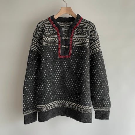 Charcoal Tyrolean knit