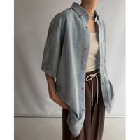 Blue striped short sleeve shirt