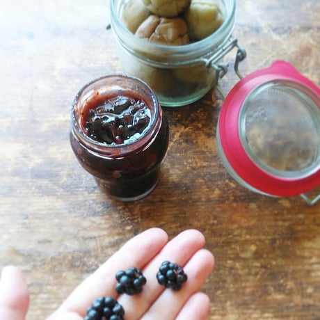 ブラックベリーと梅の実のジャム