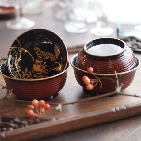 漆器　輪島塗　木製　蒔絵　溜塗　吸物椀　大きめ　蓋付椀　汁椀　10客　共箱 漆器 輪島塗 木製 蒔絵 溜塗 吸物椀 大きめ 蓋付椀 汁椀 10客 共