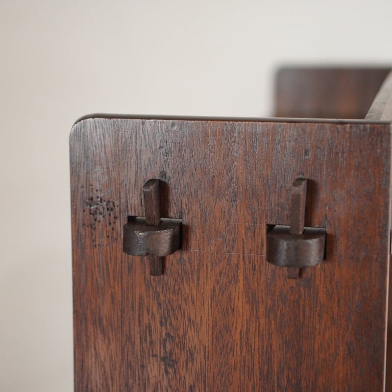 くさび棚 収納 棚 木製 飾り棚 本棚 昭和初期 古家具 アンティーク