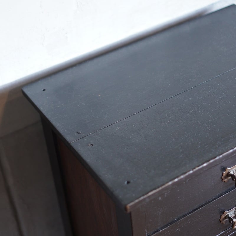 古いキャビネット 収納棚 木製 黒 食器棚 古家具 古道具 アンティーク