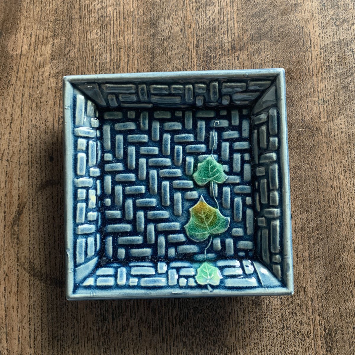 珉平焼 角小皿 豆皿 小皿 蔦柄 ターコイズブルー 陶器 和食器 珉平焼 角小皿 豆皿 小皿 蔦柄 ターコイズブルー 陶器 和食器