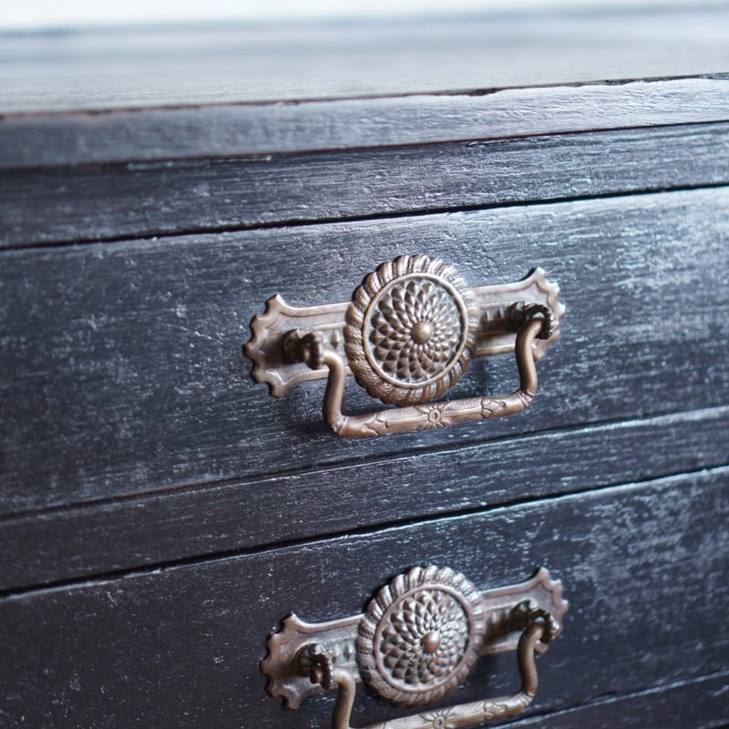 古いキャビネット 収納棚 木製 黒 食器棚 古家具 古道具 アンティーク