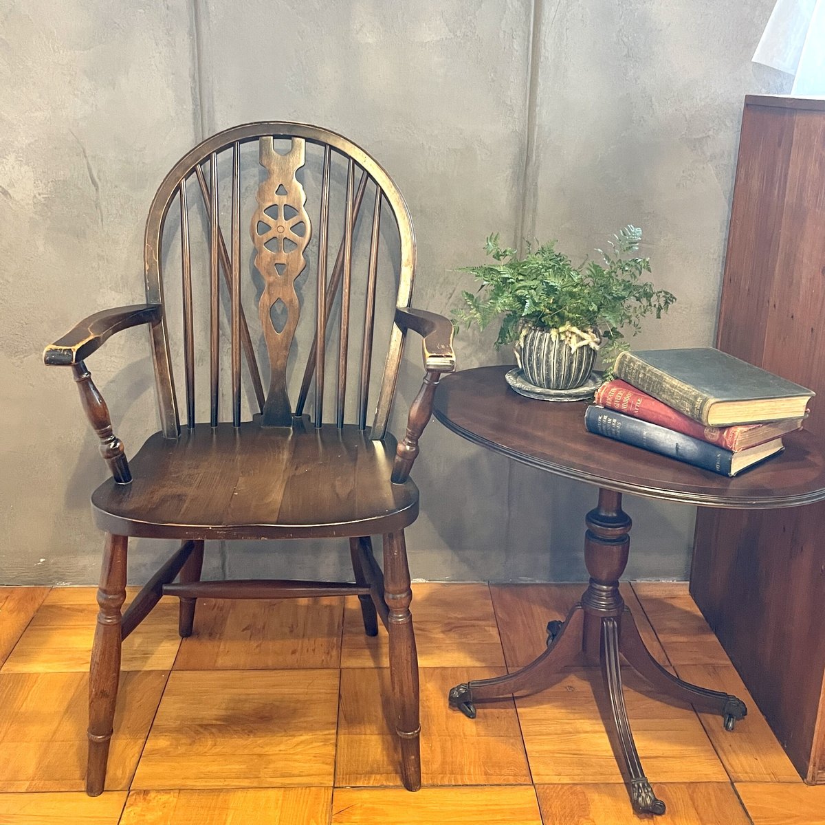 古い椅子 イギリス製 ウィンザーチェア アームチェア 木製 イス 