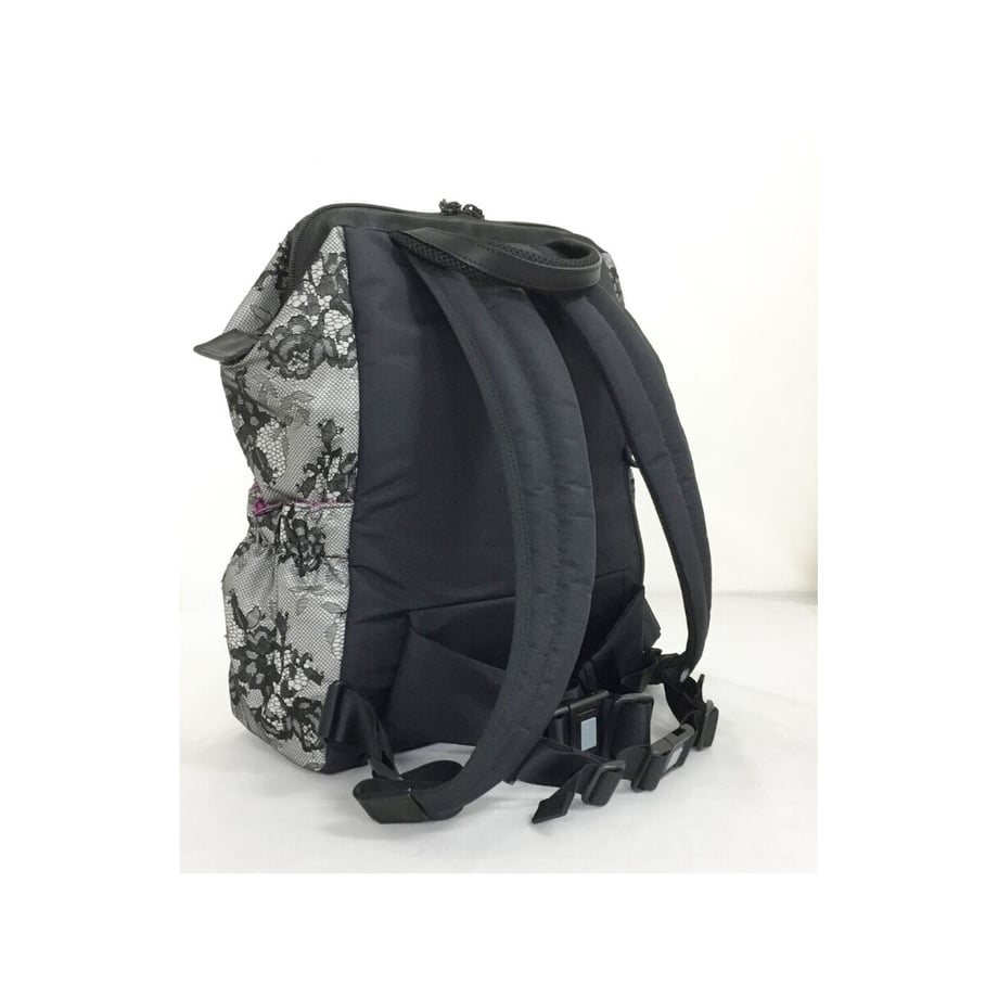 64fd8621a3a20c10024cc9af
