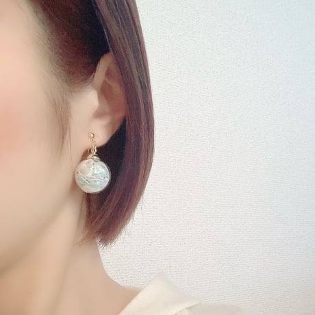「糸紡ぎ」20mmピアス／イヤリング