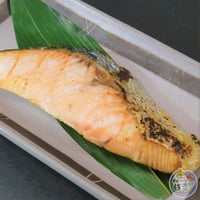 枝幸産塩めじか鮭　切り身