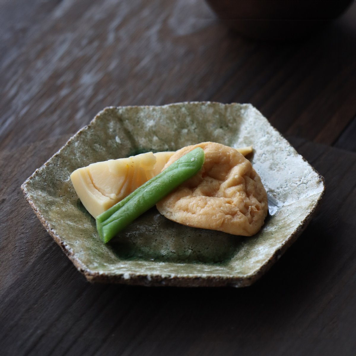 イラボ釉六角小皿 | 和食器通販 有田焼 山忠｜おしゃれでモダンな和