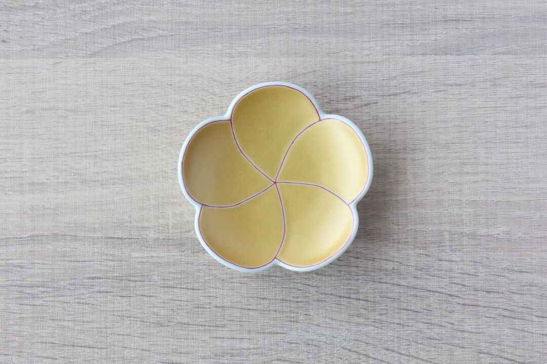 梅型豆皿 パールホワイト/ピンク/ゴールド | 和食器通販 有田焼 山忠