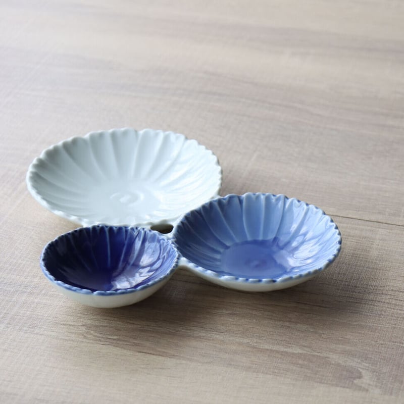 染濃淡花型 三種皿 S / M | 和食器通販 有田焼 山忠｜おしゃれでモダン