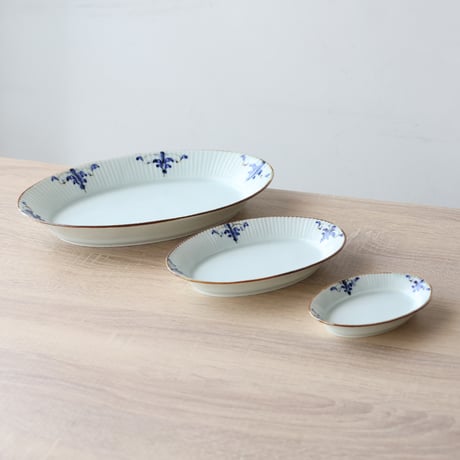 未使用 有田焼 楕円形皿 大1枚小5枚 新生活　テーブルコーディネート 未使用 有田焼 楕円形皿 大1枚小5枚 新生活 テーブルコーディネート