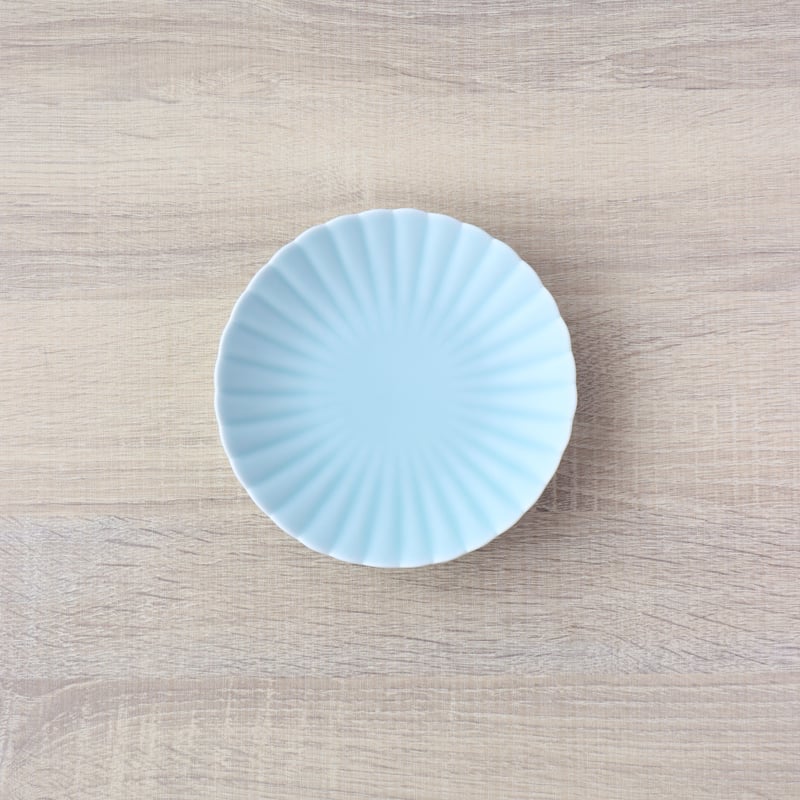 畑萬陶苑 モイスト青磁 菊割皿 15cm / 19cm | 和食器通販 有田焼 山忠