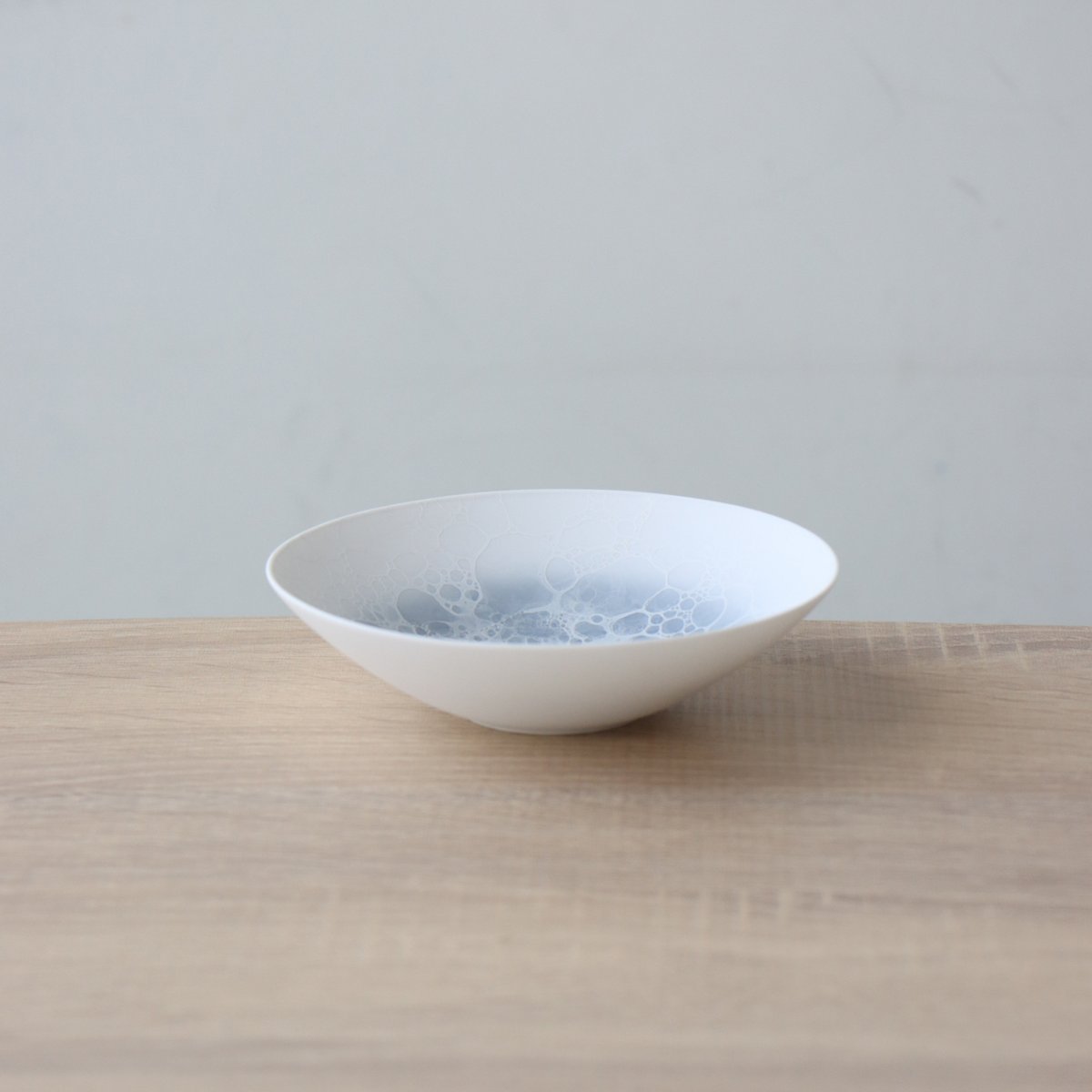 泡 デザートボウル 13.5cm blue / gray | 和食器通販 有田焼 山忠