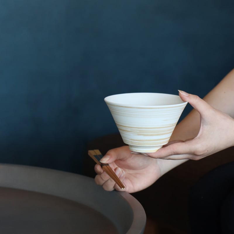 ミスト錆刷毛 茶碗 | 和食器通販 有田焼 山忠｜おしゃれでモダンな和