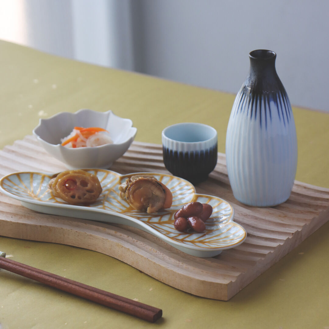 桔梗渕小鉢 白/黒マット | 和食器通販 有田焼 山忠｜おしゃれで