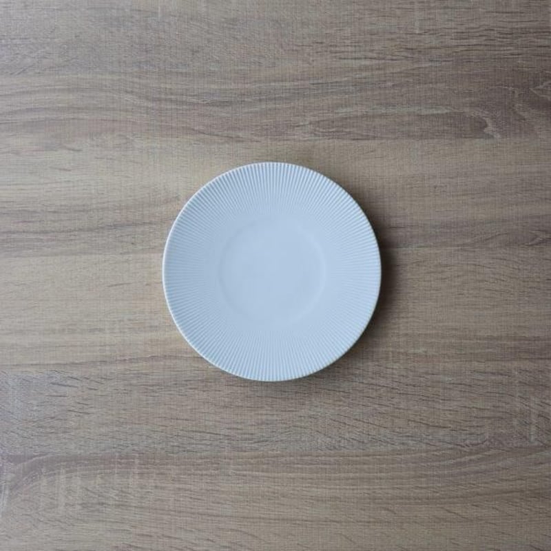 白磁ブラスト 鎬プレート | 和食器通販 有田焼 山忠｜おしゃれでモダン