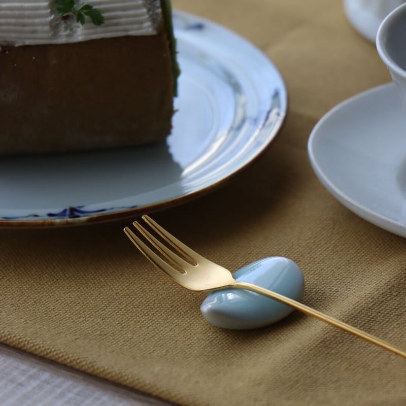 箸置き 雫 | 和食器通販 有田焼 山忠｜おしゃれでモダンな和食器を全国配送