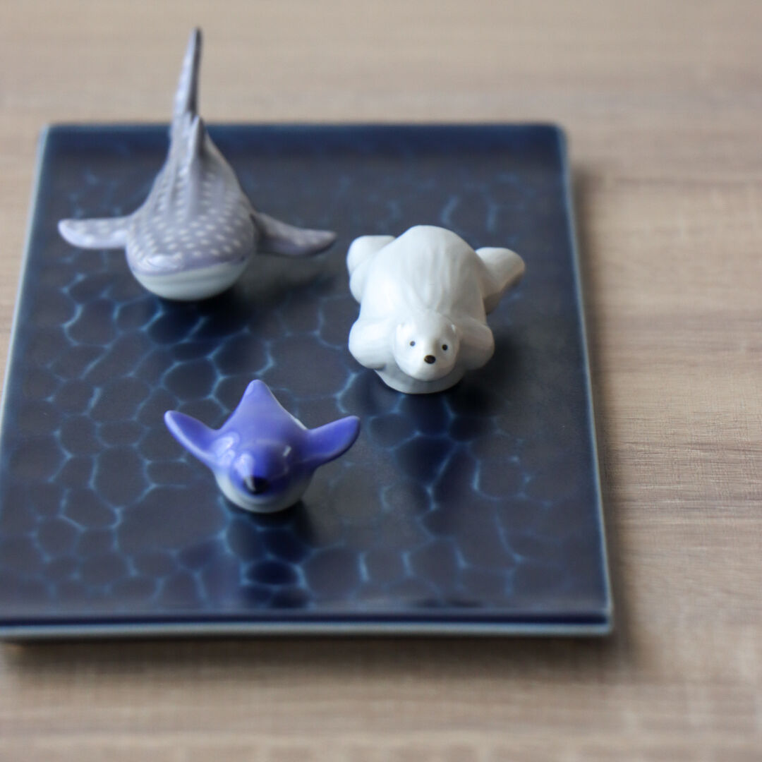 箸置き ペンギン ブルー/グレー | 和食器通販 有田焼 山忠｜おしゃれで