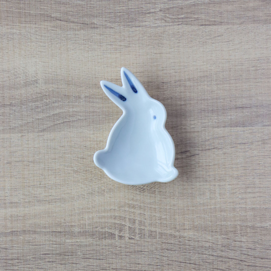 うさぎ豆小皿 青 / ピンク | 和食器通販 有田焼 山忠｜おしゃれで