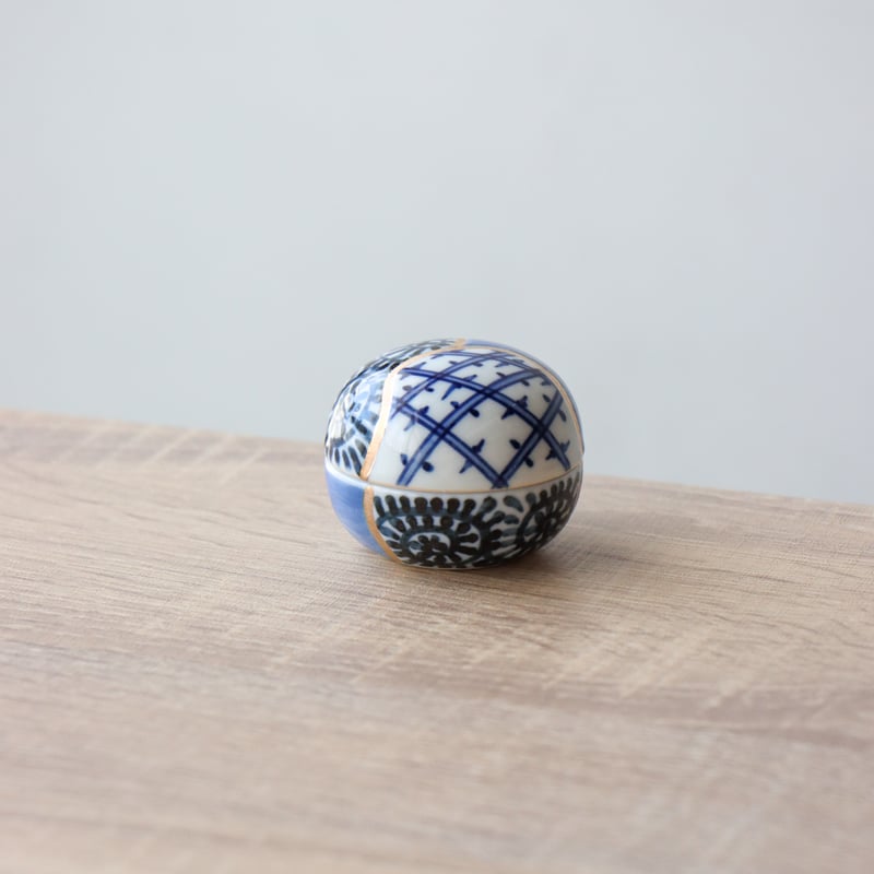 金継丸型珍味 | 和食器通販 有田焼 山忠｜おしゃれでモダンな和食器を