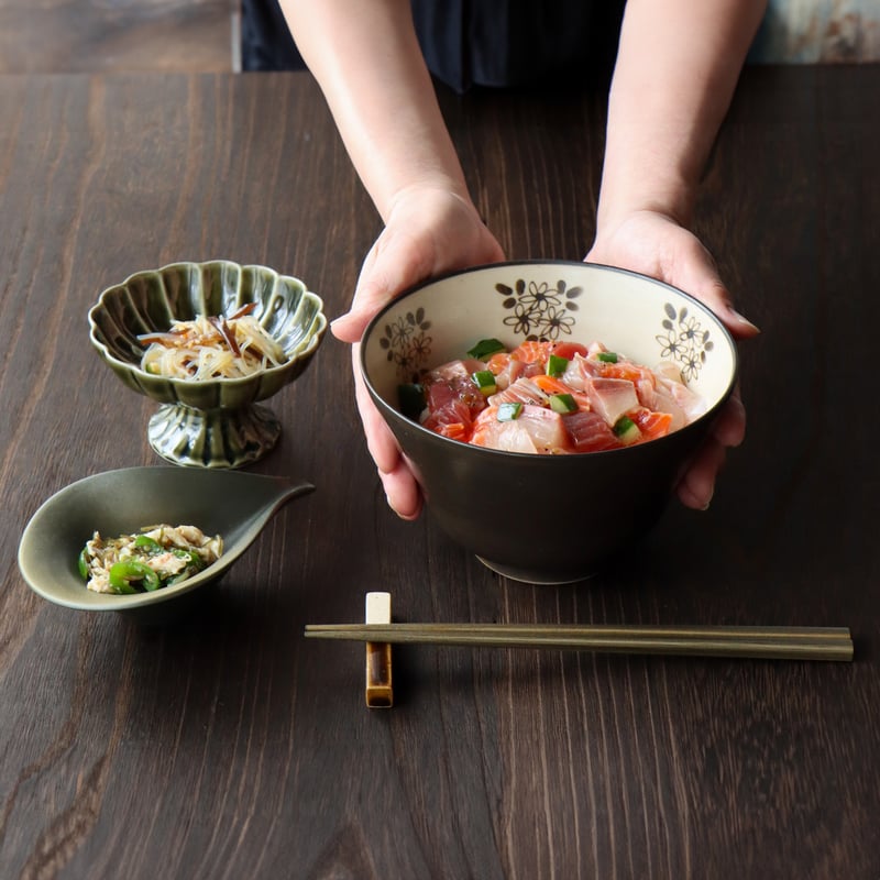 セピアフラワー どんぶり | 和食器通販 有田焼 山忠｜おしゃれでモダン