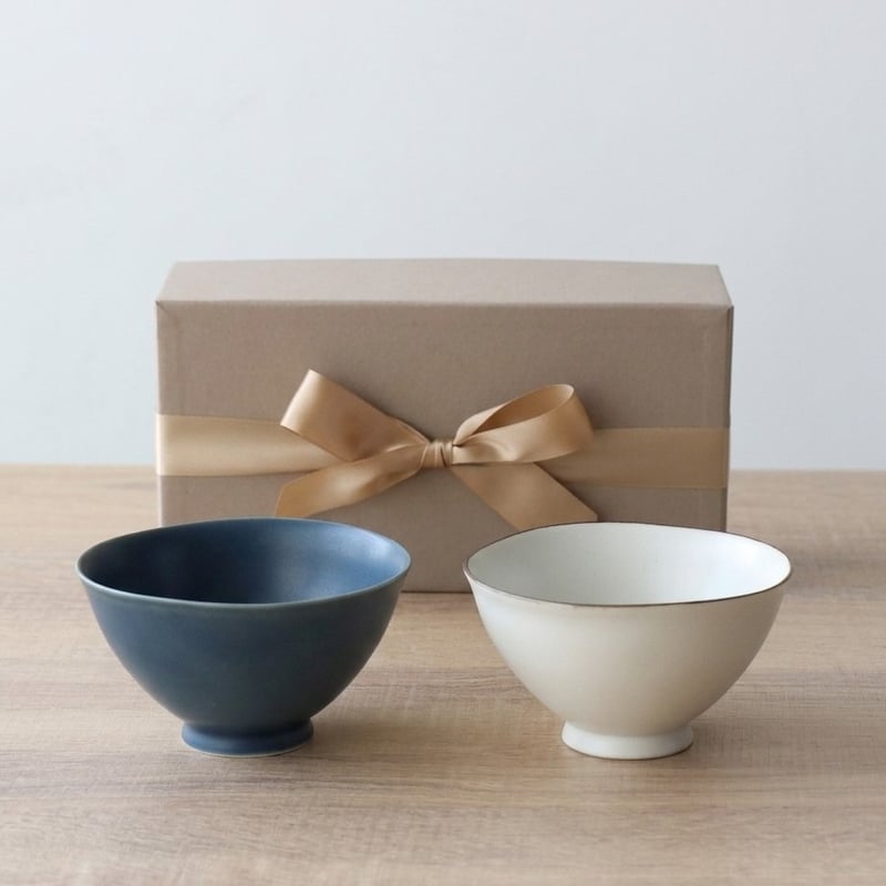 有田焼 夫婦茶碗 ルリマット＆ミスト錆のペア茶碗【ギフトBOX入り