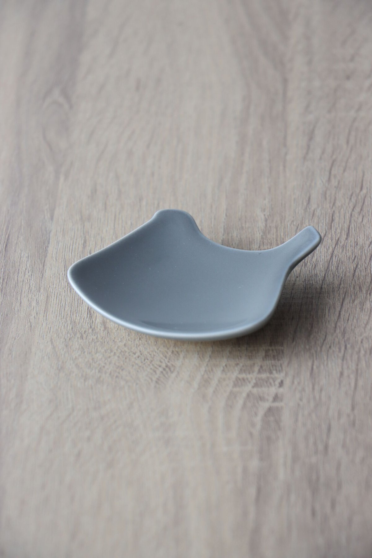 yumiko iihoshi porcelain tori plate ( arita lim