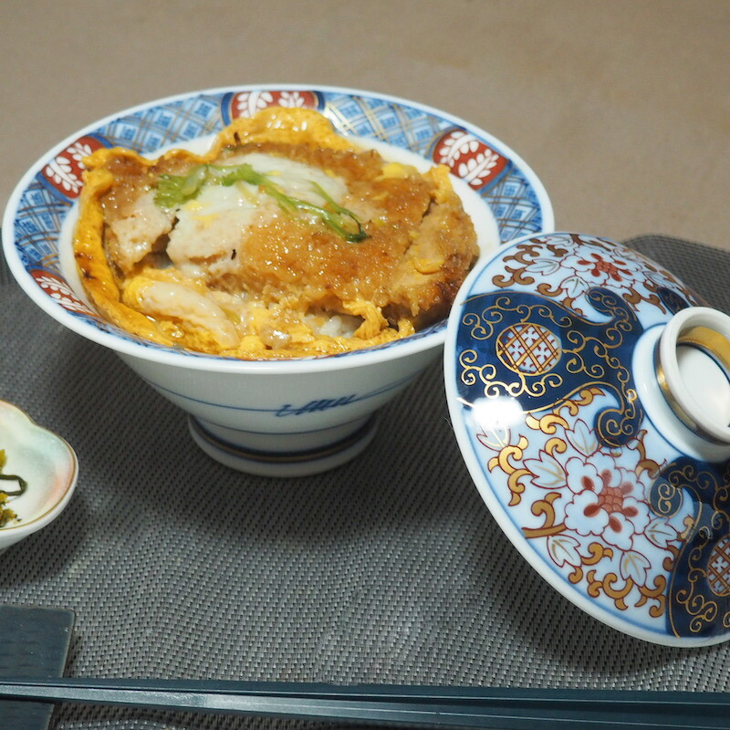アウトレット】 蓋物 古伊万里花絵 n40上 | 和食器通販 有田焼 山忠