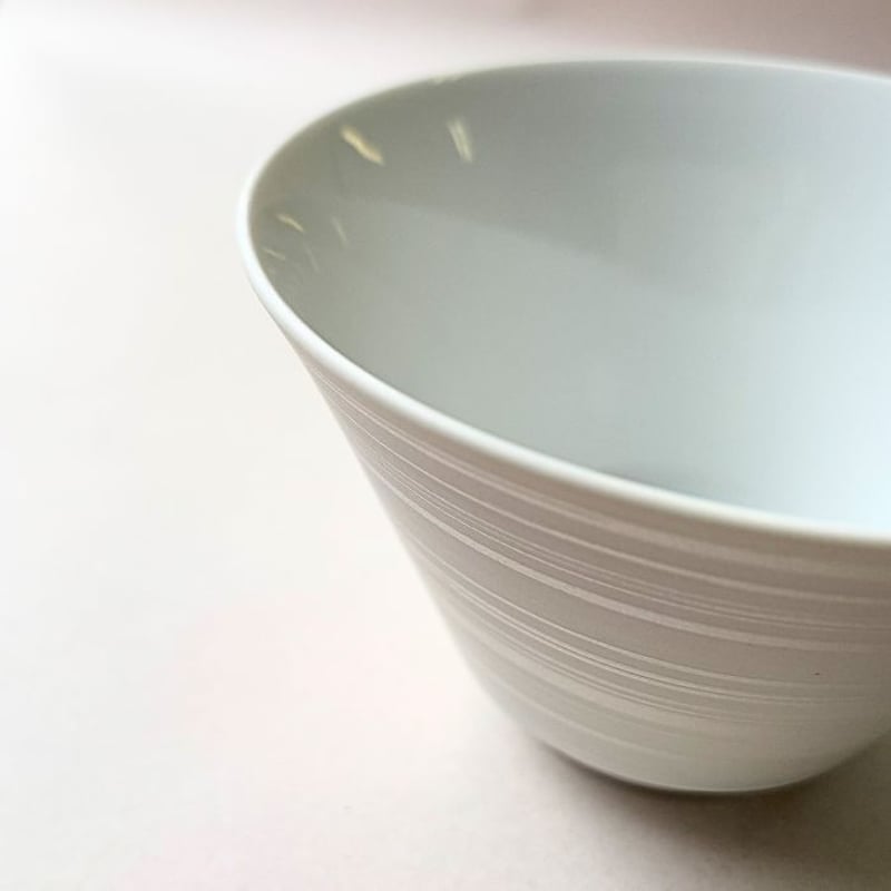 ミスト錆刷毛 茶碗 | 和食器通販 有田焼 山忠｜おしゃれでモダンな和