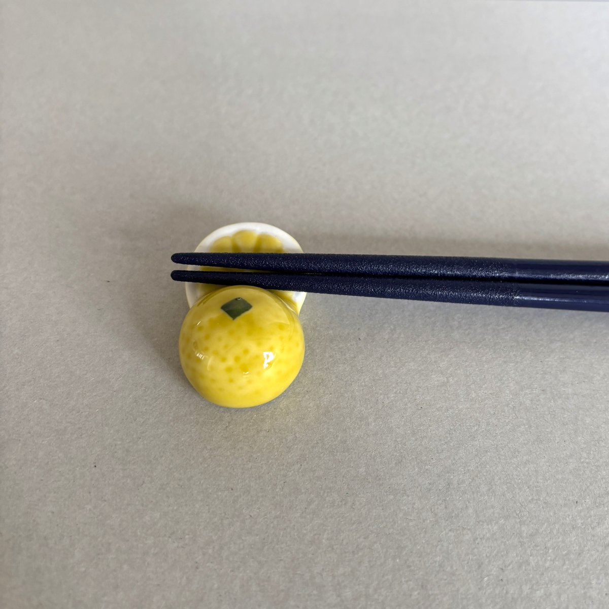 箸置き オレンジ レモン | 和食器通販 有田焼 山忠｜おしゃれでモダン