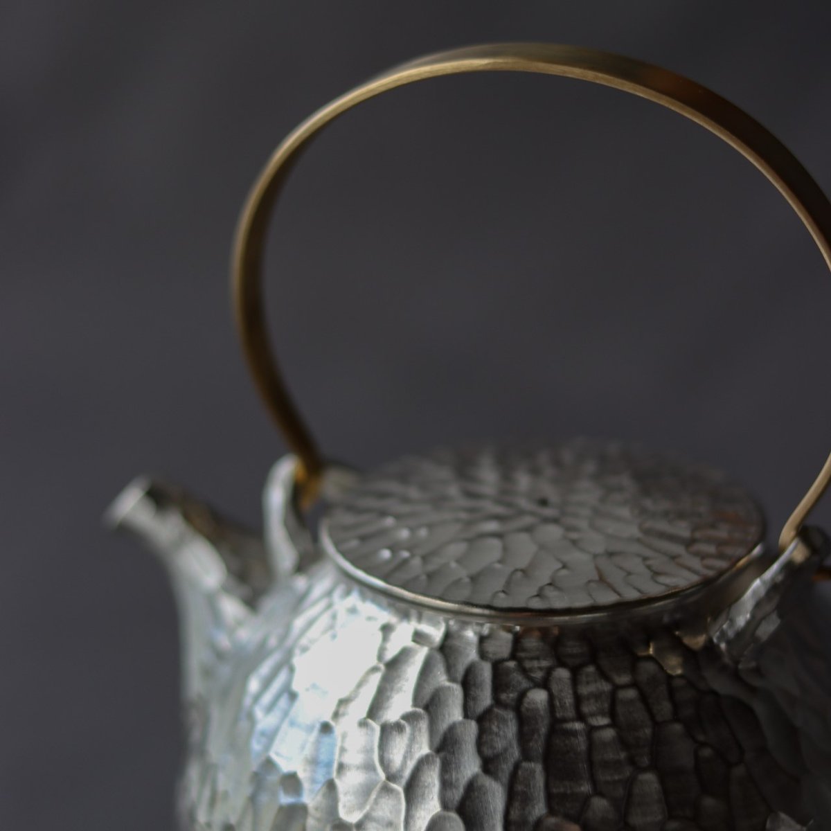 本銀彩槌目 土瓶・渕反仙茶セット | 和食器通販 有田焼 山忠｜おしゃれ