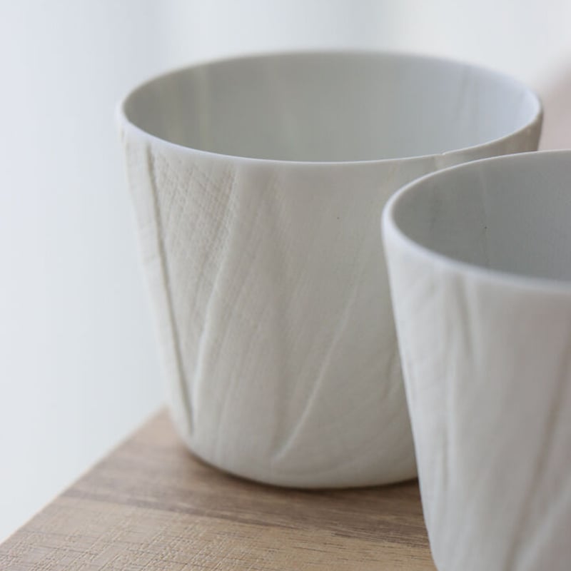 ceramic mimic fabric 冷酒セット プレーン | 和食器通販 有田焼 山忠｜