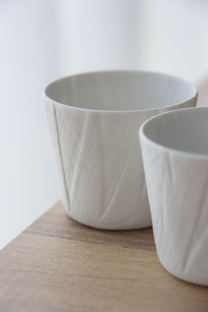 ceramic mimic fabric 冷酒セット プレーン | 和食器通販 有田焼 山忠｜