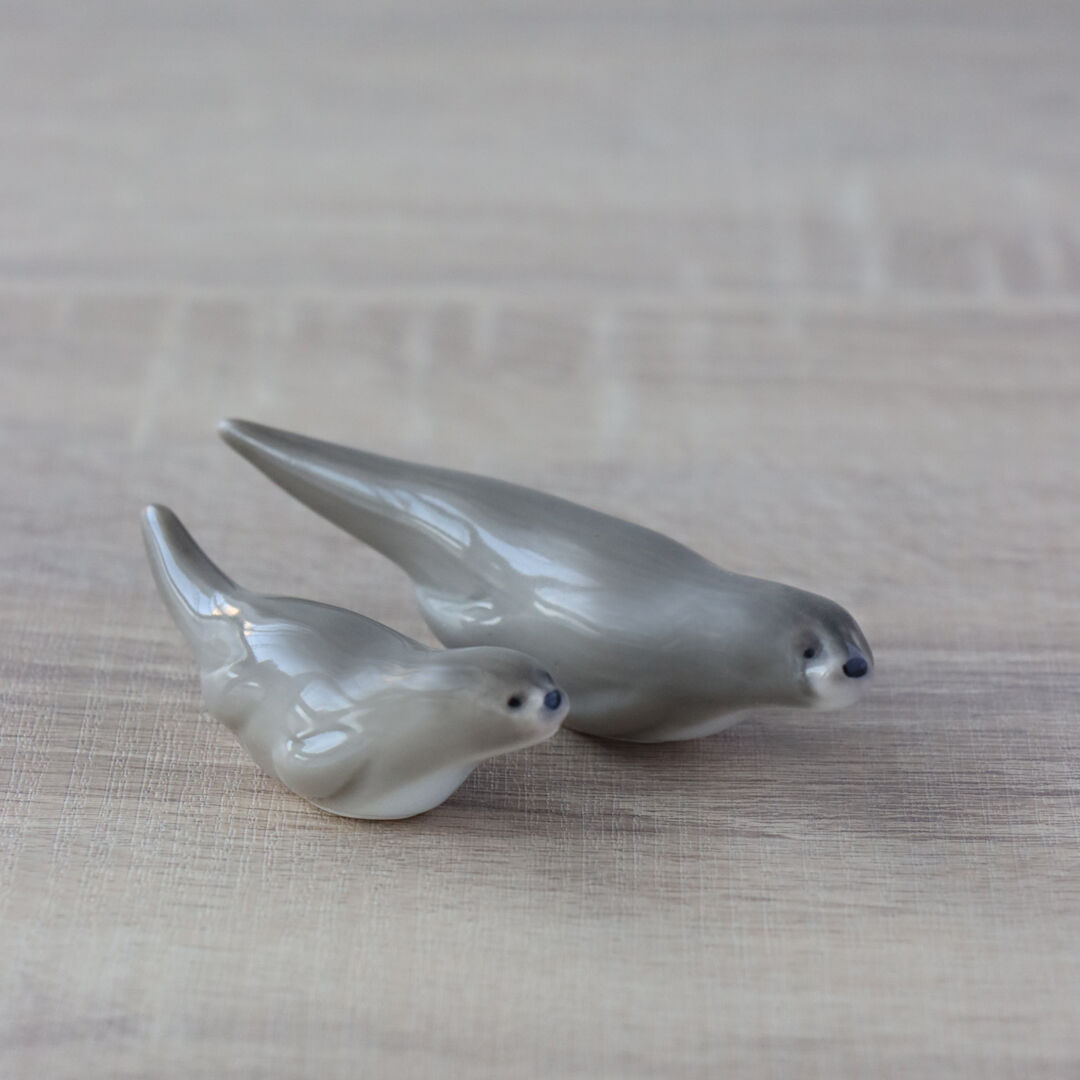 箸置き カワウソ親子 | 和食器通販 有田焼 山忠｜おしゃれで
