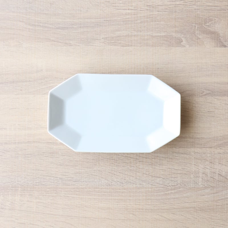 八角長角プレート ネイビー / 白マット | 和食器通販 有田焼 山忠