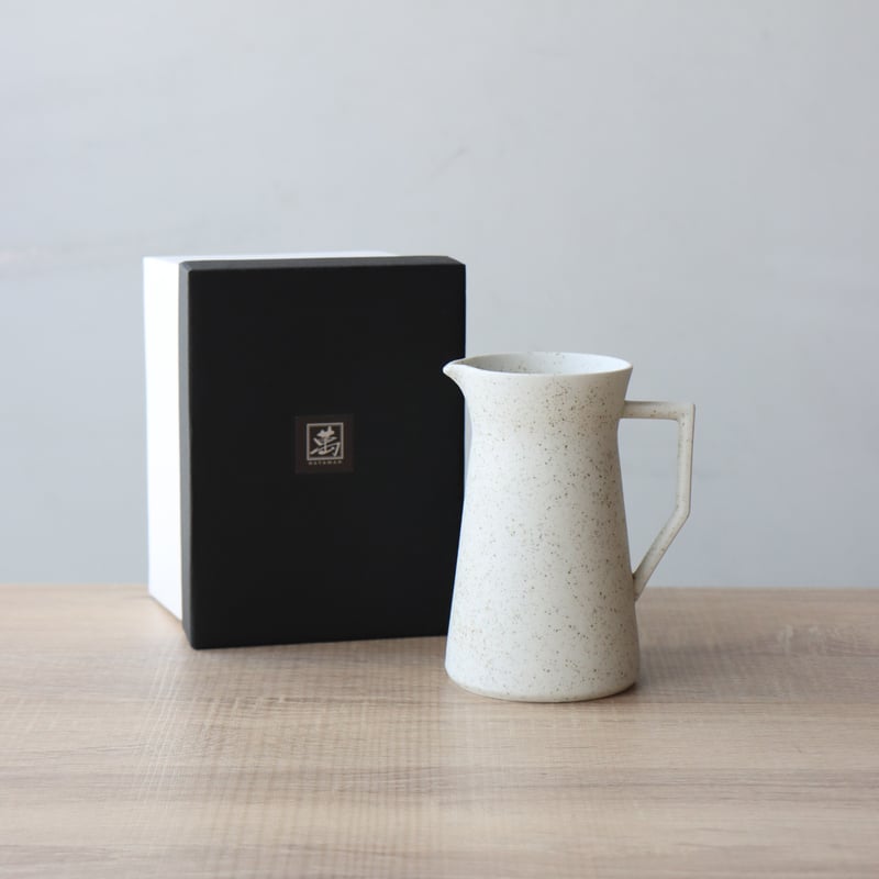 畑萬陶苑 Vase with handle | 有田焼 山忠 畑萬陶苑 Vase with handle | 有田焼 山忠