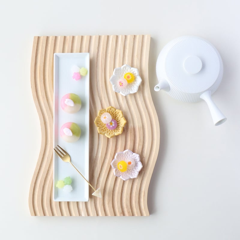 桔梗型豆皿 水色/朱色/桃色/金色/白色 | 和食器通販 有田焼 山忠