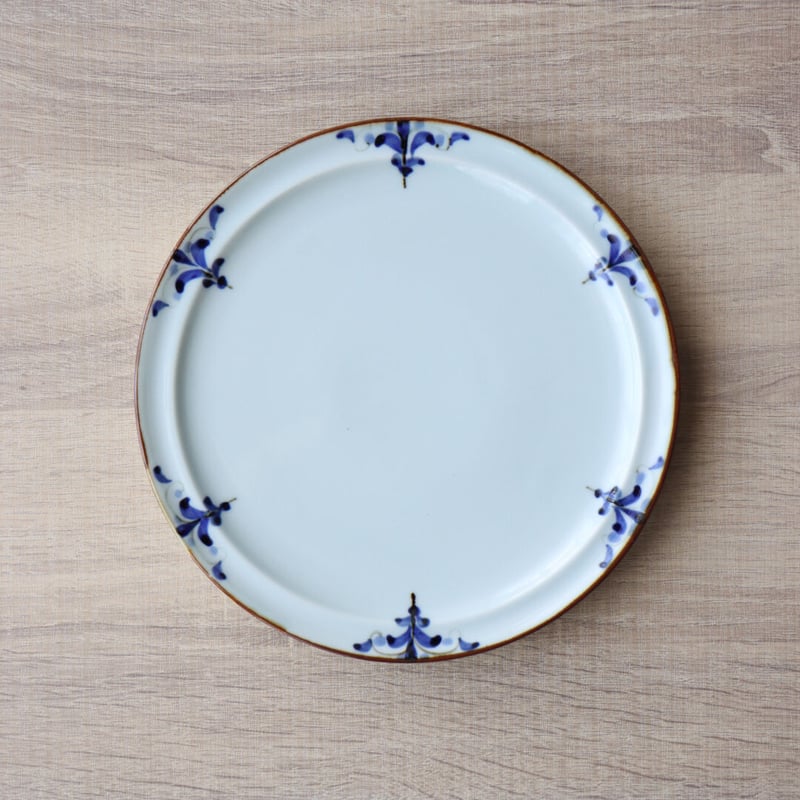 丸皿 リーヴス リム丸プレート M / L | 和食器通販 有田焼 山忠｜おしゃれで