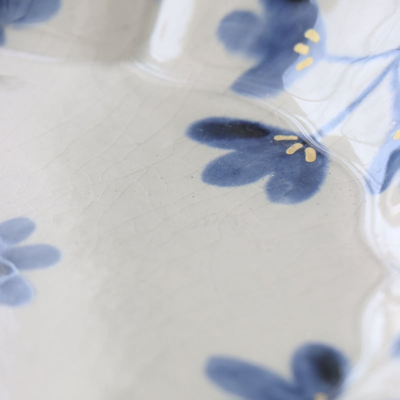 金彩草花紋 桔梗皿 大 | 和食器通販 有田焼 山忠｜おしゃれでモダンな