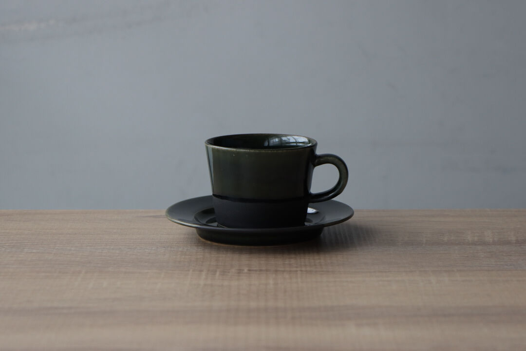 二色掛け分け コーヒーカップ&ソーサー | 和食器通販 有田焼 山忠