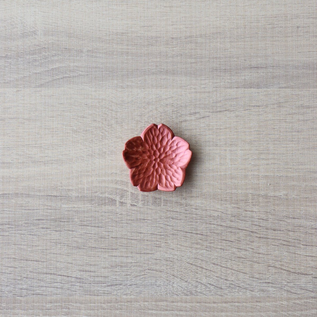 桜模様の陶器 桜模様の陶器皿セット - メルカリ