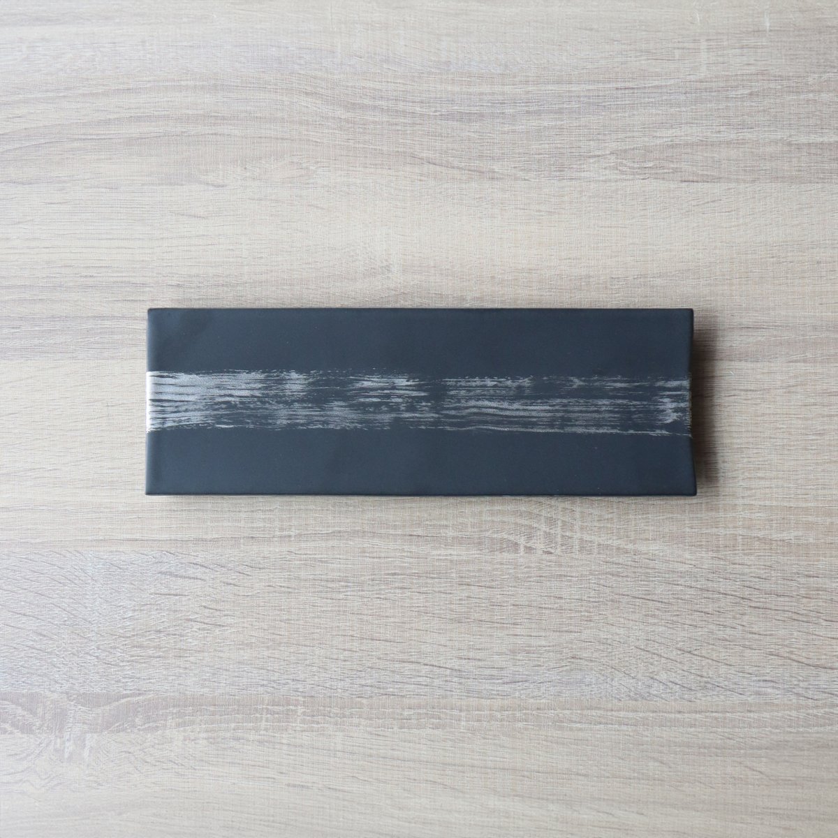 黒マット銀かすり 26cm長角プレート | 和食器通販 有田焼 山忠