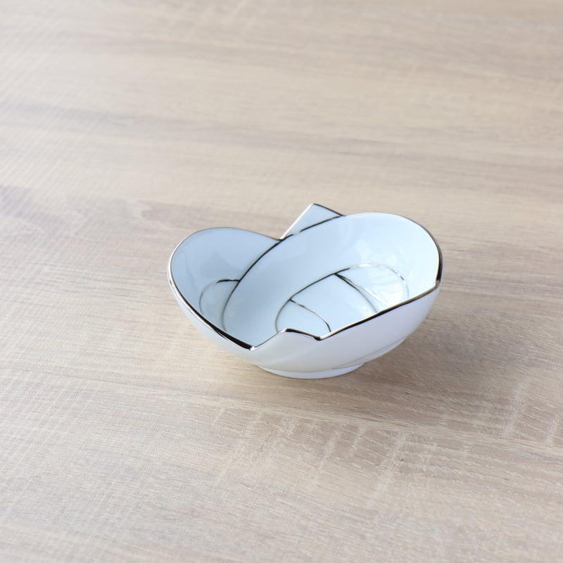 結び小鉢 金線 / プラチナ線 | 和食器通販 有田焼 山忠｜おしゃれで