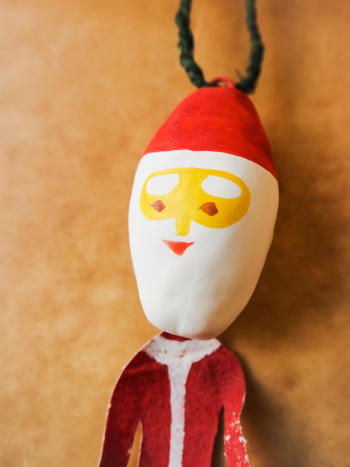 琉球張り子 クリスマスオーナメント サンタ(長) | うつわ と ざっか 器