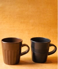 マグカップ　茶・黒