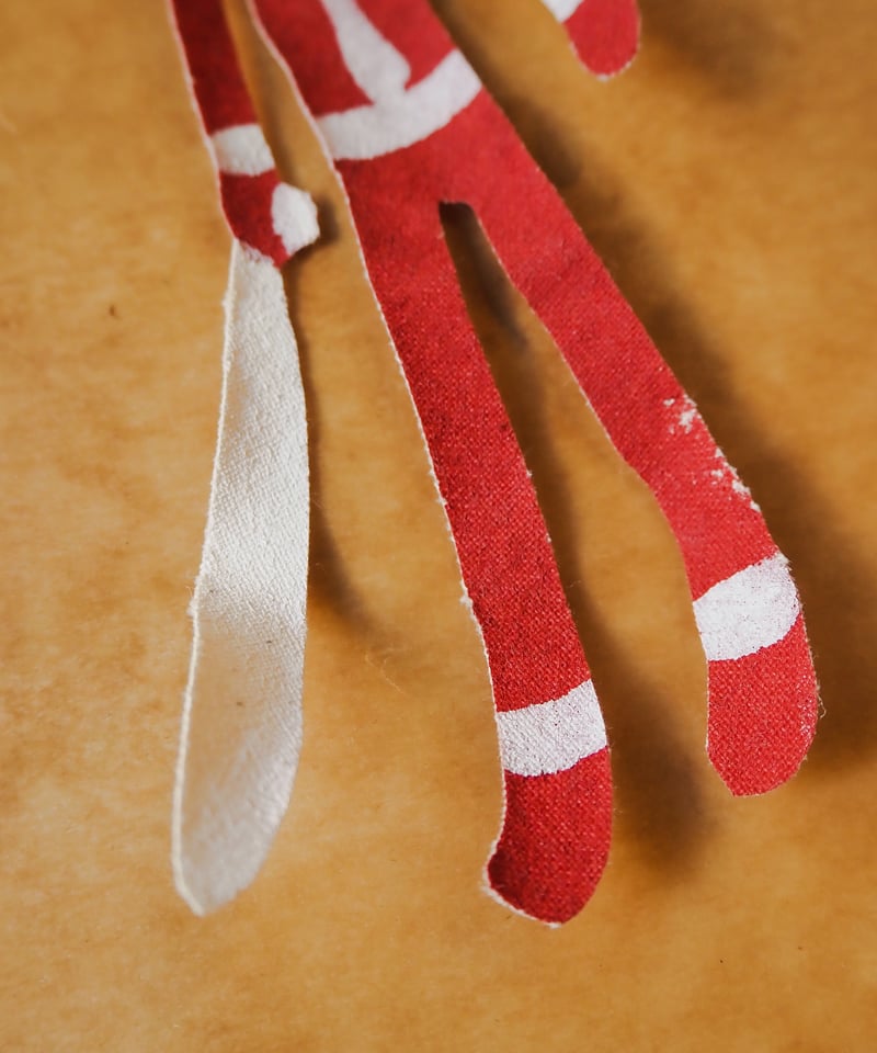 琉球張り子 クリスマスオーナメント サンタ(長) | うつわ と ざっか 器