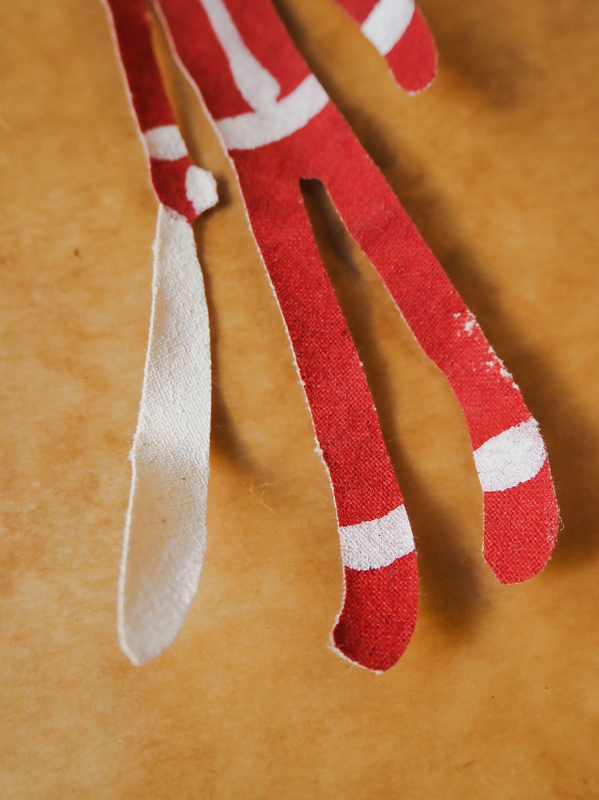 琉球張り子 クリスマスオーナメント サンタ(長) | うつわ と ざっか 器