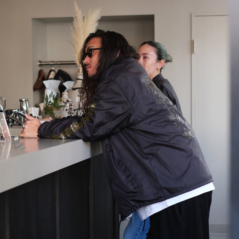 TINY PARADISE COFFEE ×画工「遊鷹」コーチジャケット | TINY PAR